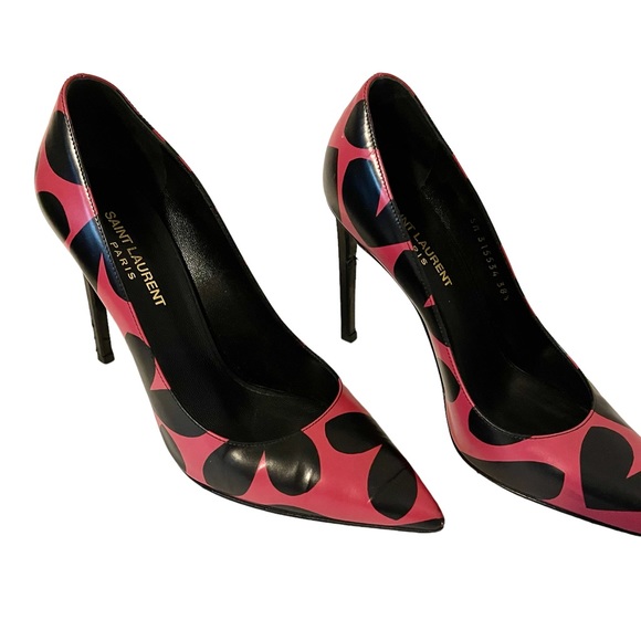 Saint Laurent Heart Print Pointed Toe Pump - Picture 6 of 12
